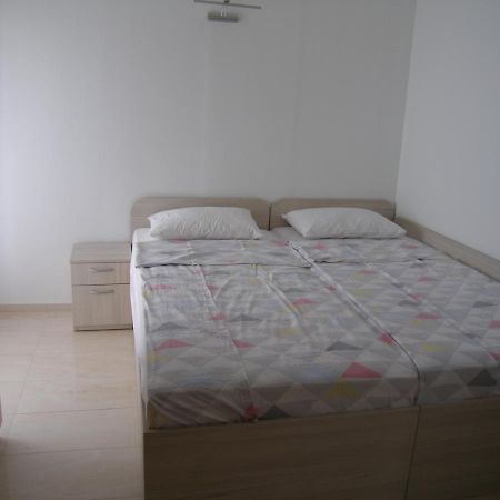 Apartmani Matela Petrčane Dış mekan fotoğraf