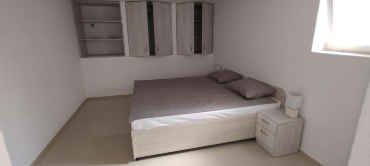Apartmani Matela Petrčane Dış mekan fotoğraf