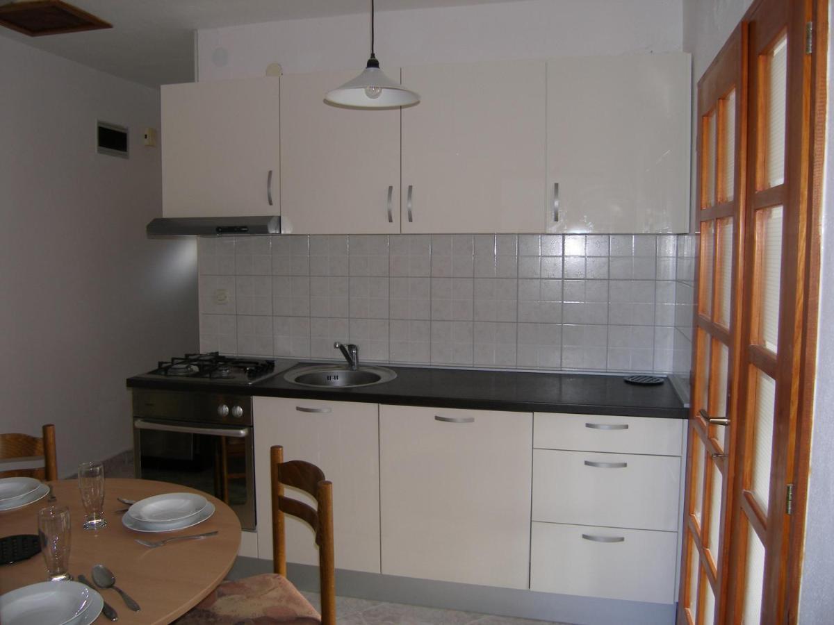 Apartmani Matela Petrčane Dış mekan fotoğraf